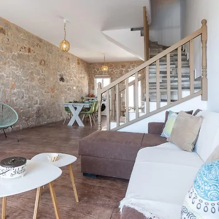 Superb Rodos | Orion | 3 Bedrooms | Private Veranda And Swiming Pool | Villa Afantou